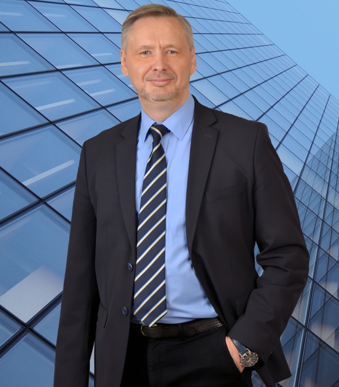 Dr. Artūras Daubaras